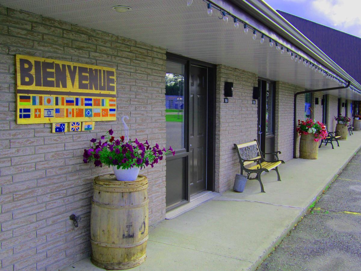 Motel Alexandrin Saint-Georges Exteriör bild